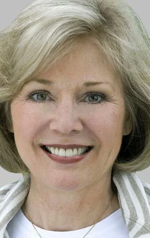 Кэтрин Ли Скотт