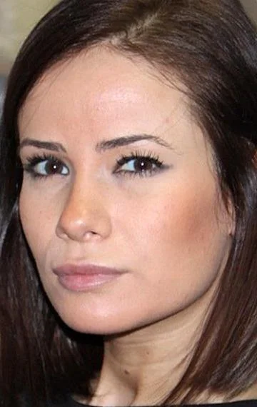 Айза Анохина